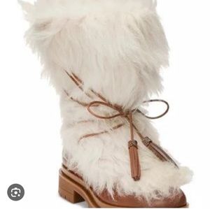 9.5 Ralph Lauren 70% shearing boots